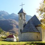 Eglise dans un village d'Albanie